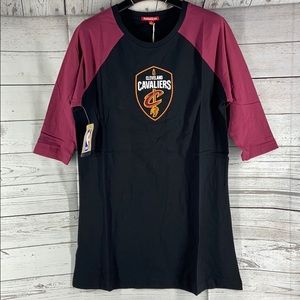 Mitchelle & Ness NBA Cleveland Cavaliers Raglan 3/4 sleeve Shirt